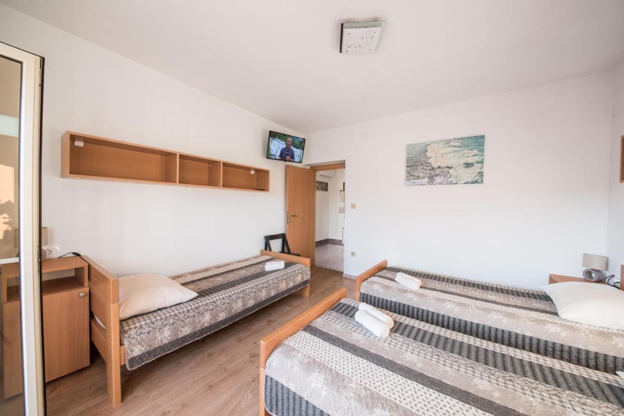 Apartment Prominac 扎达尔 外观 照片