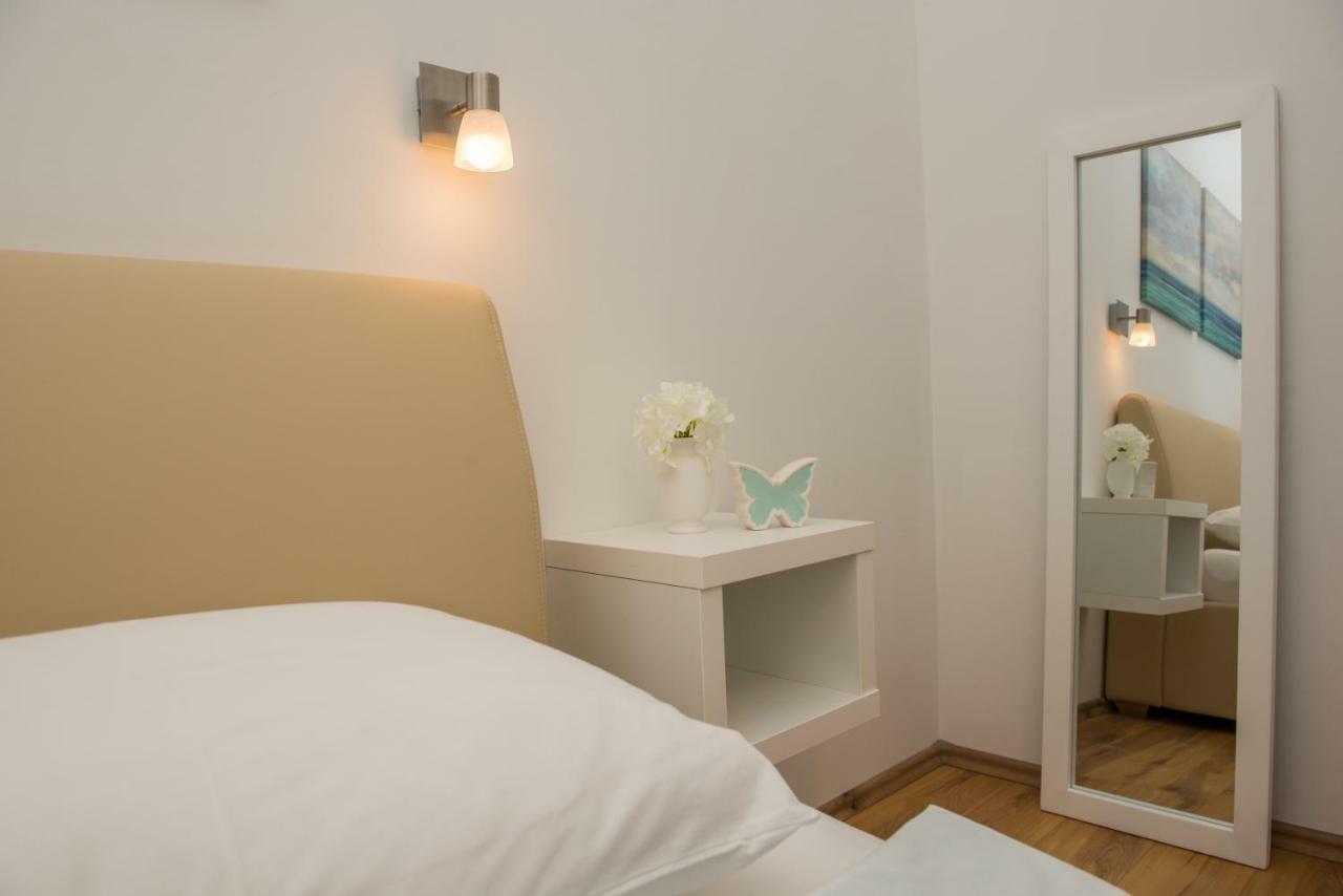 Apartment Prominac 扎达尔 外观 照片